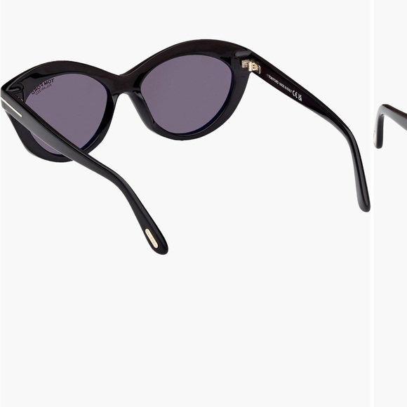 TOM FORD
Toni 55mm Polarized
Oval Sunglasses - Picture 10 of 13